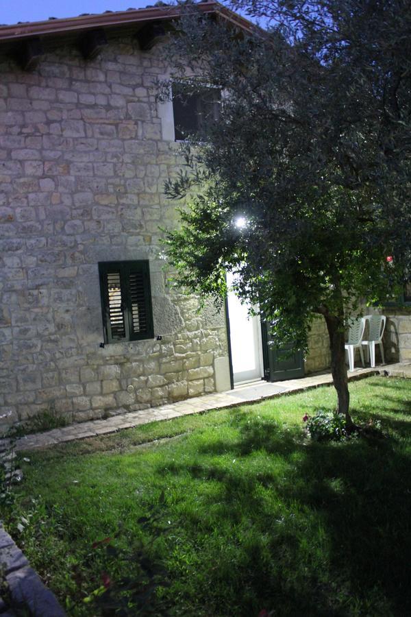 Appartamento Le Tre Palme Frigintini المظهر الخارجي الصورة